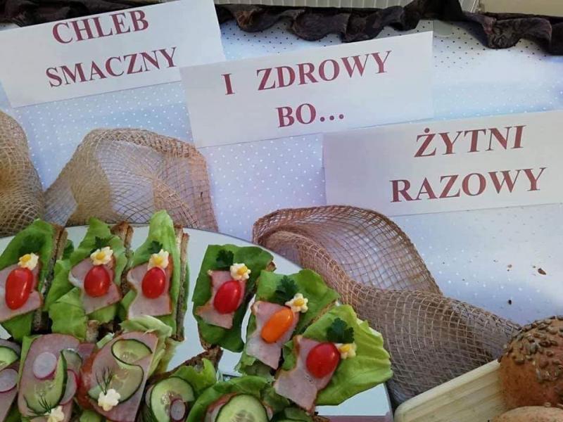 Tydzień Chleba Żytniego w Zespole Szkół im. Jana Pawła II