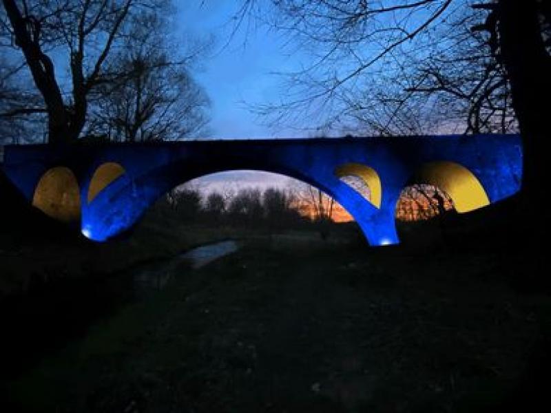 Ścieżka rowerowa na dawnej wąskotorówce.