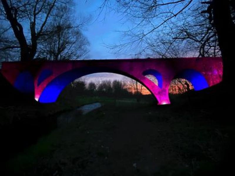 Ścieżka rowerowa na dawnej wąskotorówce.