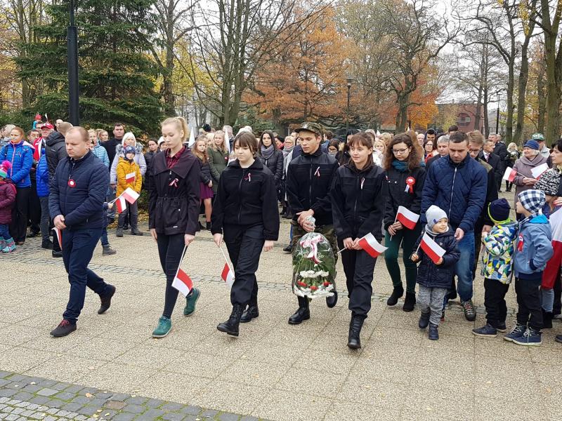 100 LAT NIEPODLEGŁOŚCI - OBCHODY W BIAŁOGARDZIE