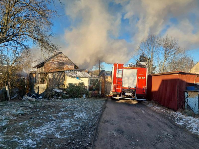 Pożar pomieszczeń gospodarczych w Stanominie!