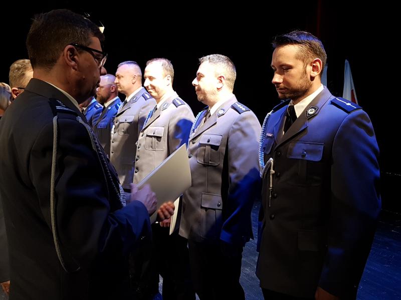 Święto Policji Białogard 2018 - awanse służbowe (fotorelacja) 