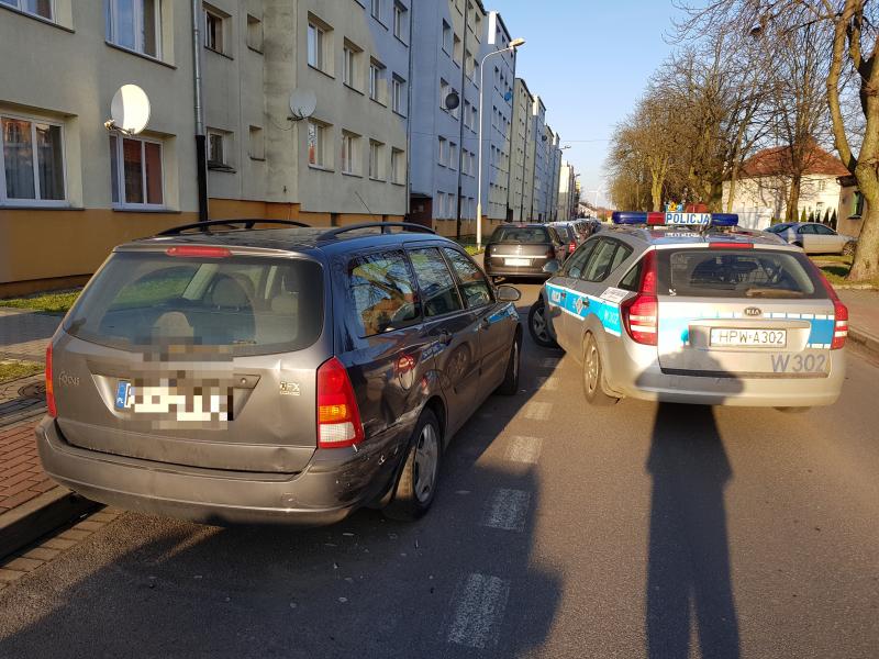 Policyjny pościg w centrum Białogardu! Dwóch mężczyzn trafiło do aresztu. 