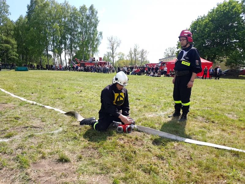 Zawody sportowo  - pożarnicze zakończył strażacki piknik.