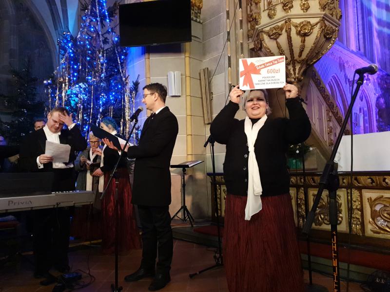 Charytatywny koncert bożonarodzeniowy  w Białogardzie. FOTORELACJA  