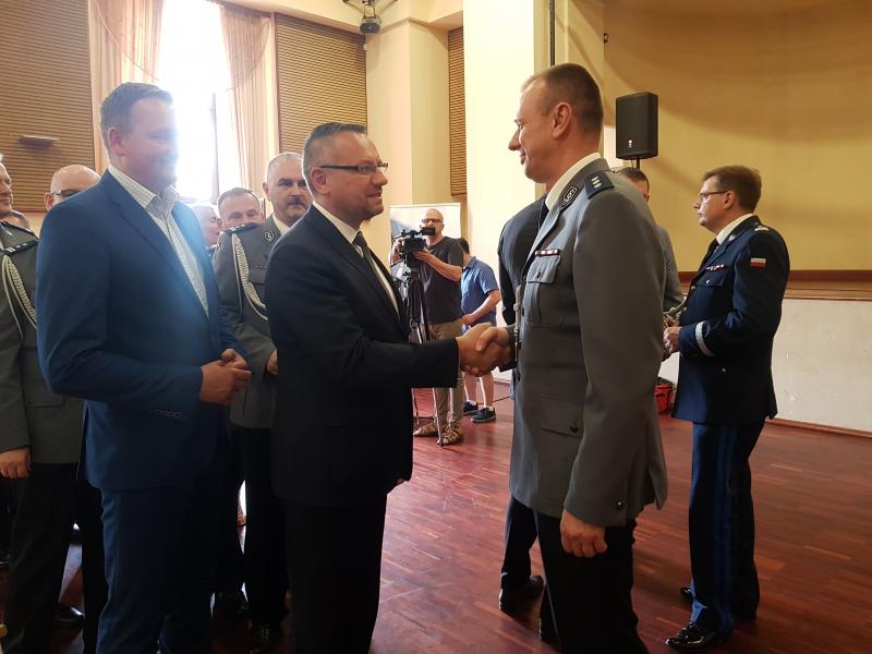 Uroczyste zaprzysiężenie nowego Komendanta Policji w Białogardzie. Obszerna fotorelacja!  