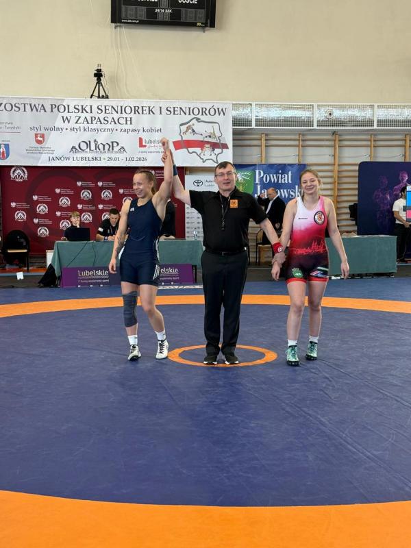 Podwójny triumf zapaśniczek z Białogardu!