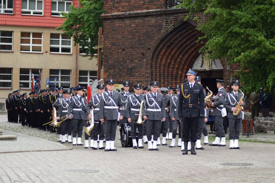 Powiatowe Obchody Dnia Strażaka w Białogardzie. Awanse i odznaczenia.