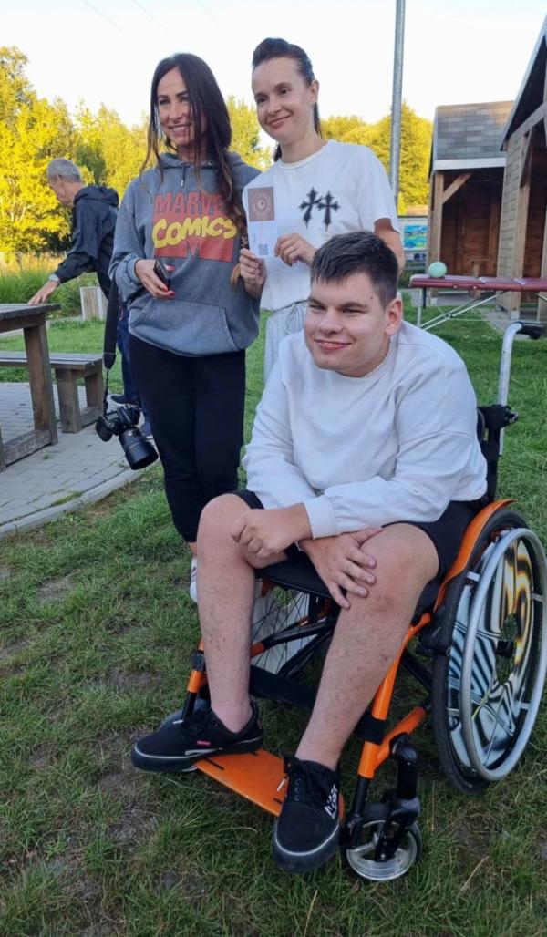 Płynęli, by pomóc Mauro – 12-godzinny maraton kajakowy na Parsęcie