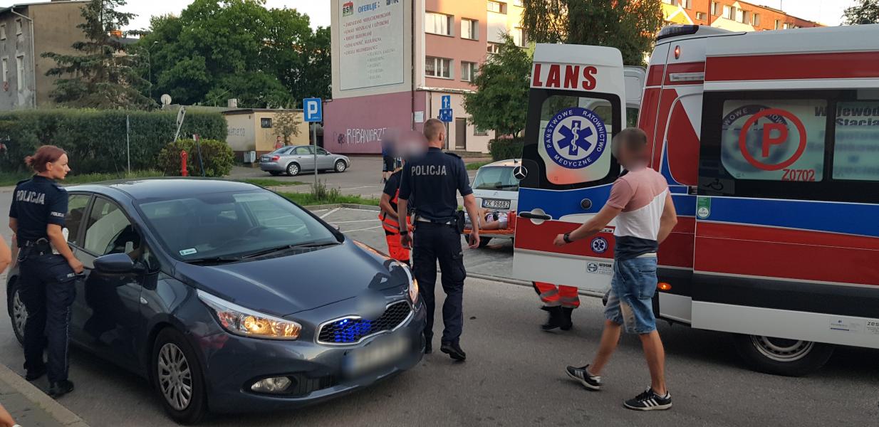 Wypadek w centrum Białogardu  - 8 latka potrącona przez auto.