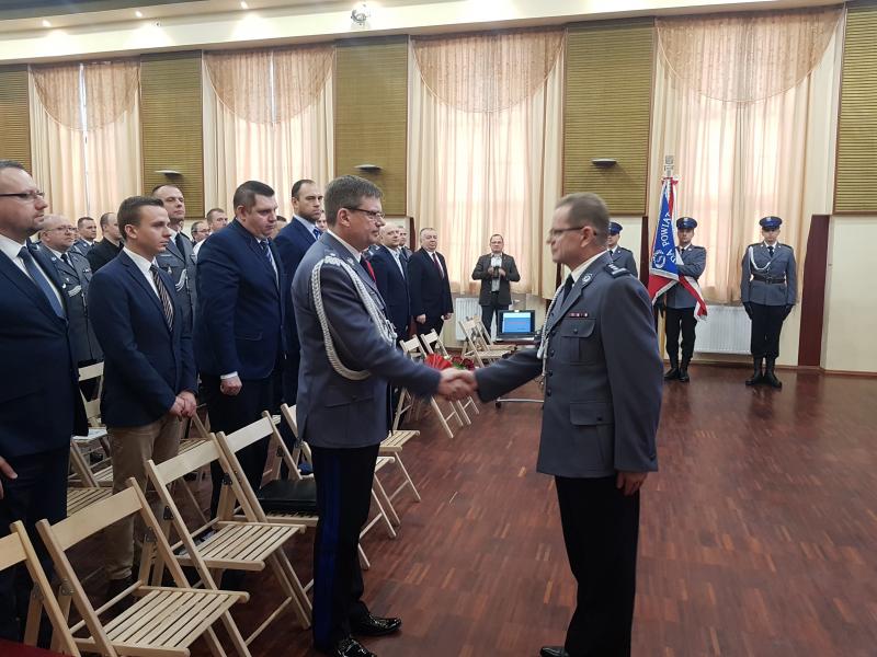 Odprawa Służbowa  i pożegnanie Komendanta Powiatowego Policji w Białogardzie - obszerna fotorelacja.