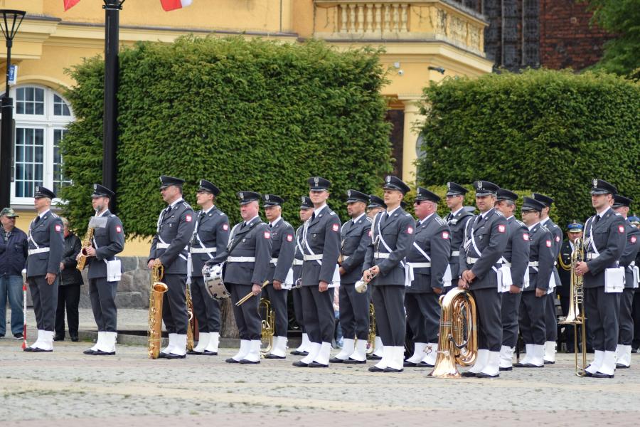 Powiatowe Obchody Dnia Strażaka w Białogardzie. Awanse i odznaczenia.