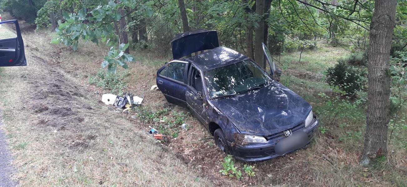 Nigdy nie miał uprawnień - wydmuchał 2,5 promila! Na szczęście żyje.  