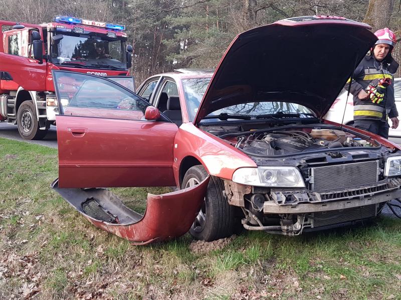 Wypadek pod Białogardem  - 10 miesięczne dziecko trafiło do szpitala!