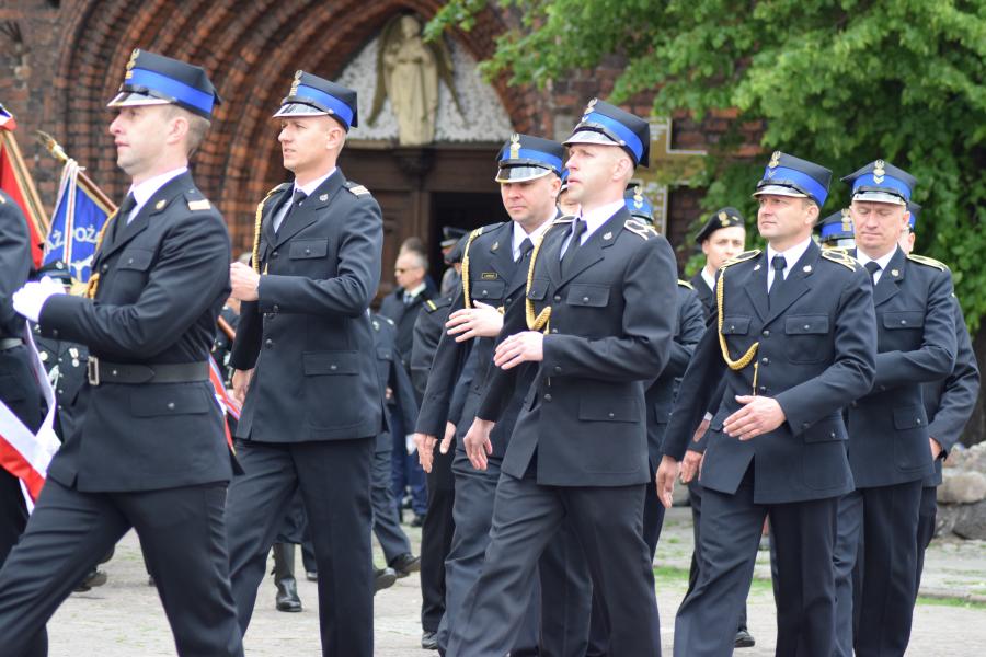 Powiatowe Obchody Dnia Strażaka w Białogardzie. Awanse i odznaczenia.