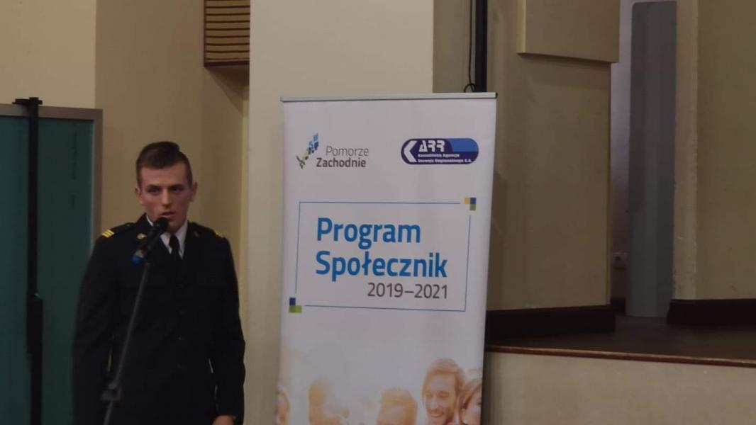 Tablety dla wszystkich jednostek OSP powiatu białogardzkiego - rusza system Czadzik.pl 