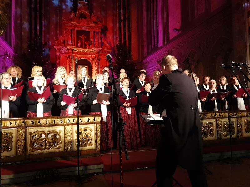 Charytatywny koncert bożonarodzeniowy  w Białogardzie. FOTORELACJA  