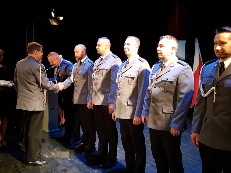 Święto Policji Białogard 2018 - awanse służbowe (fotorelacja) 