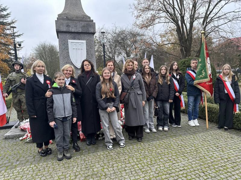 Wspólne świętowanie 107. rocznicy odzyskania niepodległości w Białogardzie