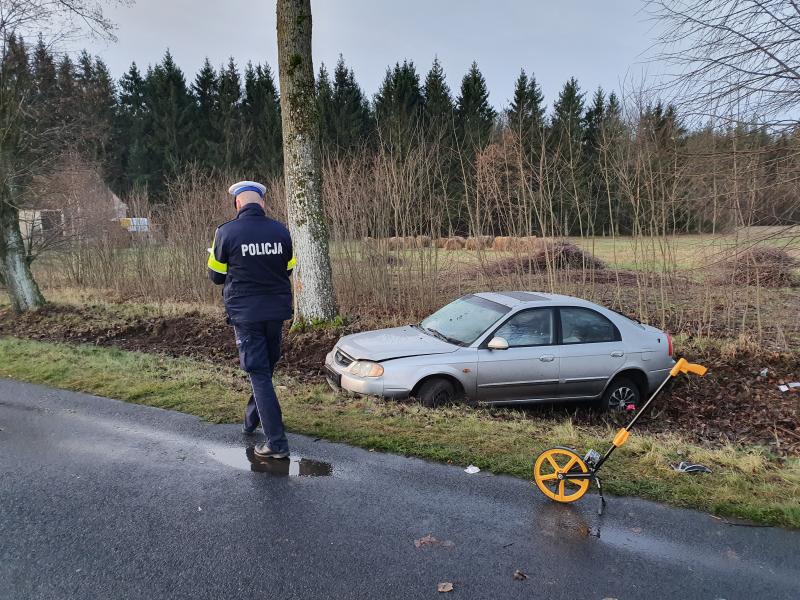 Dwa wypadki w jednym miejscu pod Karlinem - trzy osoby ranne! 