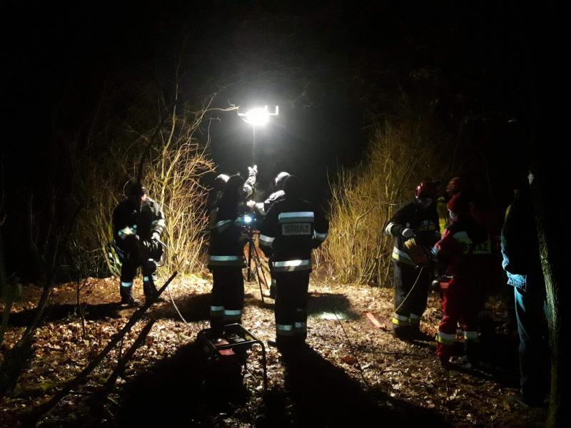 Tragiczny finał poszukiwań w Dobrowie pod Białogardem - wyłowiono ciała dwóch chłopców! 