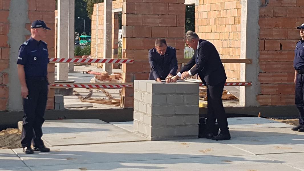 Poświęcenie i wmurowanie aktu erekcyjnego pod budowę nowego komisariatu policji w Białogardzie