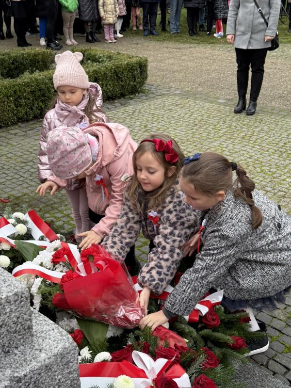 Wspólne świętowanie 107. rocznicy odzyskania niepodległości w Białogardzie