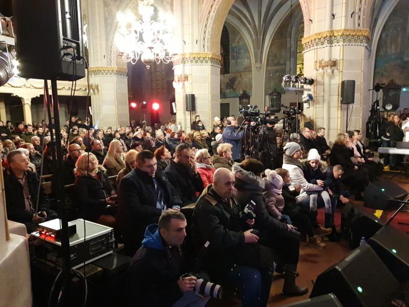 Charytatywny koncert bożonarodzeniowy  w Białogardzie. FOTORELACJA  