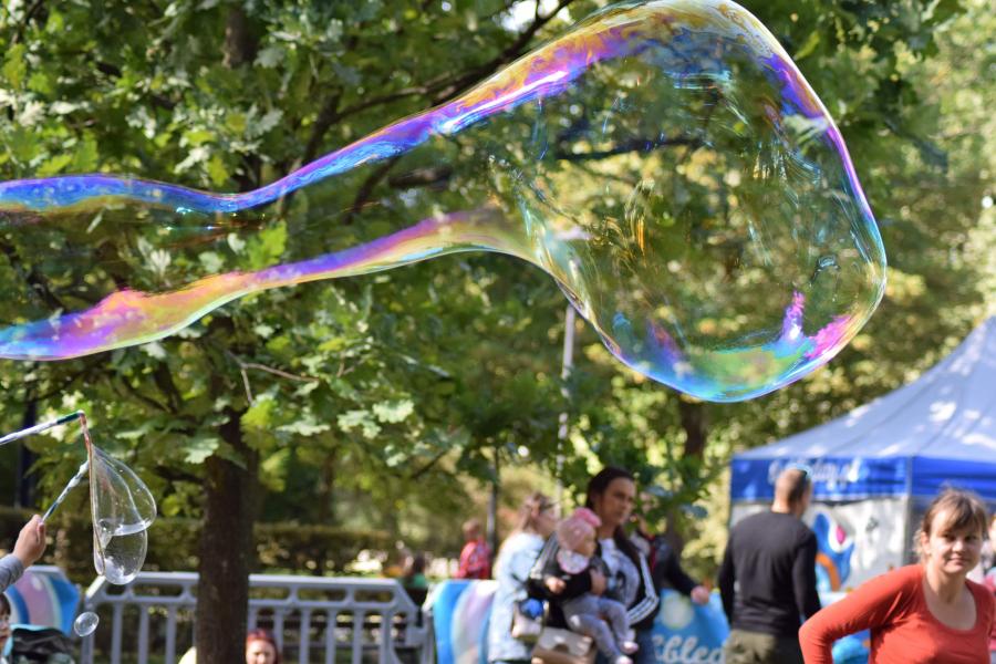 Zaczarowany świat mydlanych baniek - Bubble Day w Białogardzie. 