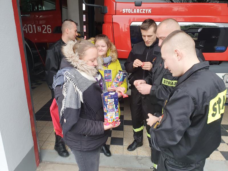 Strażacy z PSP Białogard wspierają 28. Finał Wielkiej Orkiestry Świątecznej Pomocy