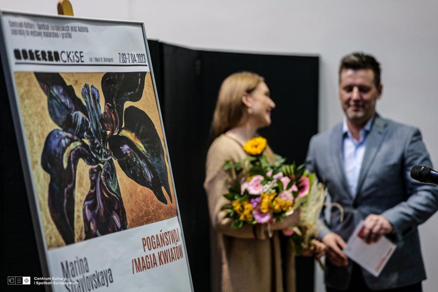 Wernisaż prac malarskich pod wspólnym hasłem POGAŃSTWO/MAGIA KWIATÓW autorstwa Mariny Shavlovskaya.
