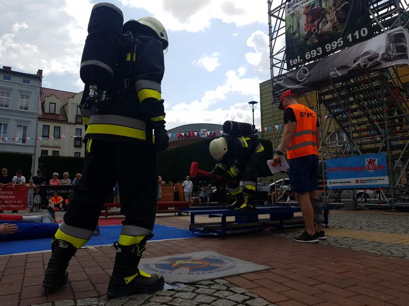 Strażackie zmagania na Placu Wolności w Białogardzie. Wyniki! Mega porcja zdjęć! 