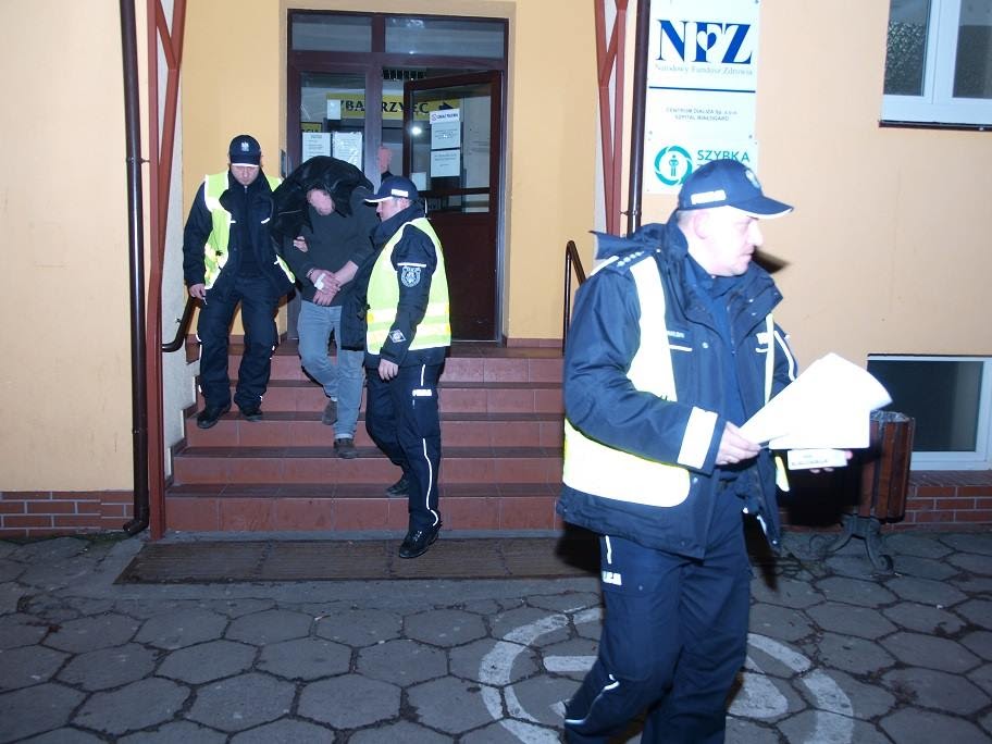 Pościg za pijanym policjantem 