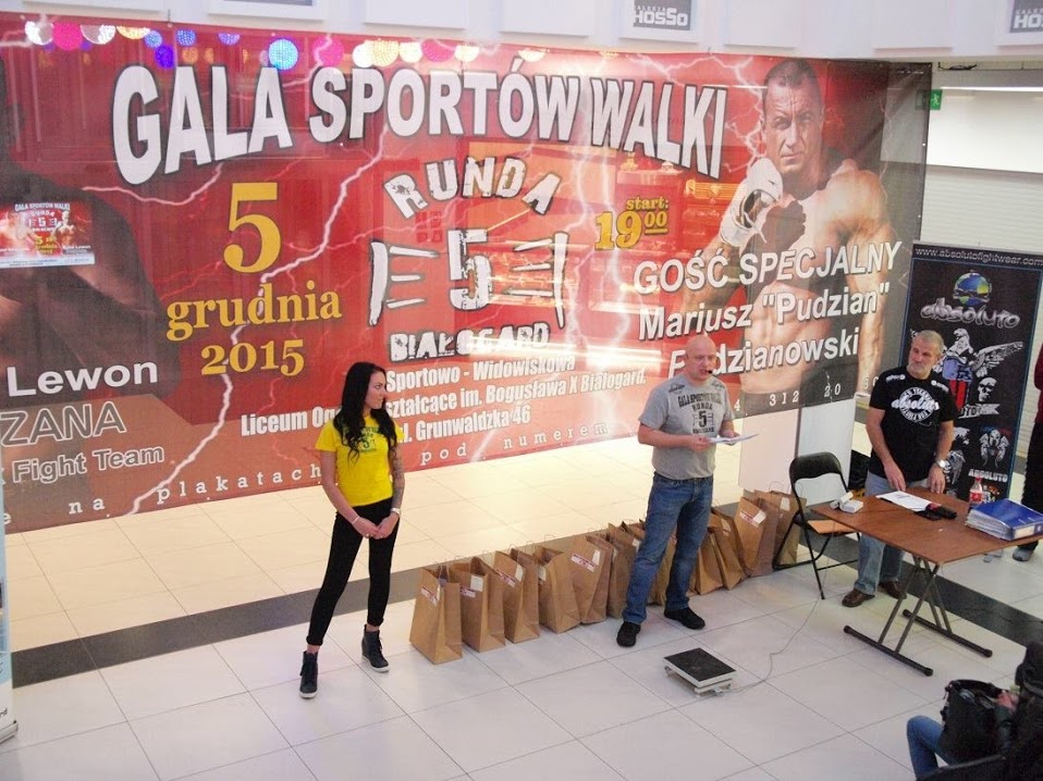 Oficjalne ważenie zawodników - Gala Sportów Walki w Białogardzie