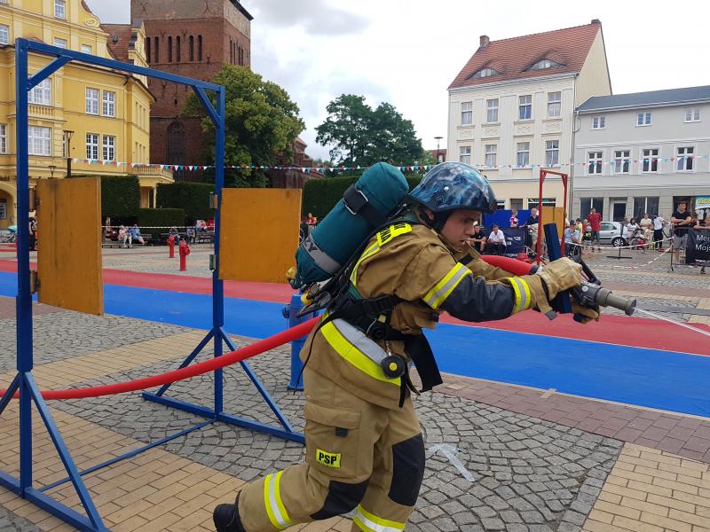 Strażackie zmagania na Placu Wolności w Białogardzie. Wyniki! Mega porcja zdjęć! 