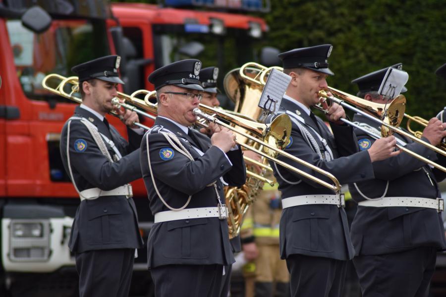Powiatowe Obchody Dnia Strażaka w Białogardzie. Awanse i odznaczenia.