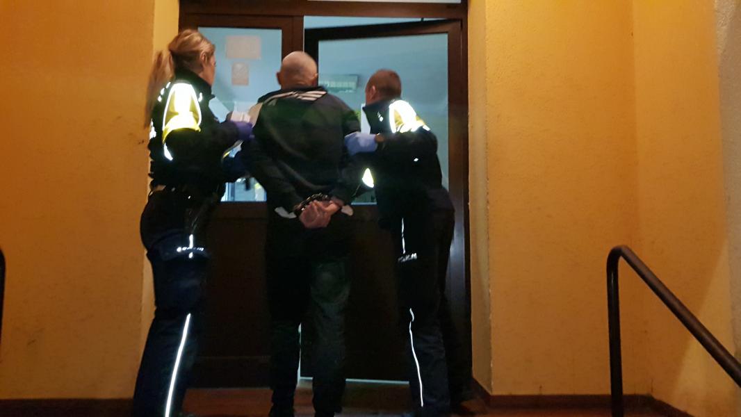 Policyjny pościg w Białogardzie  - 40 latek był poszukiwany listem gończym!  