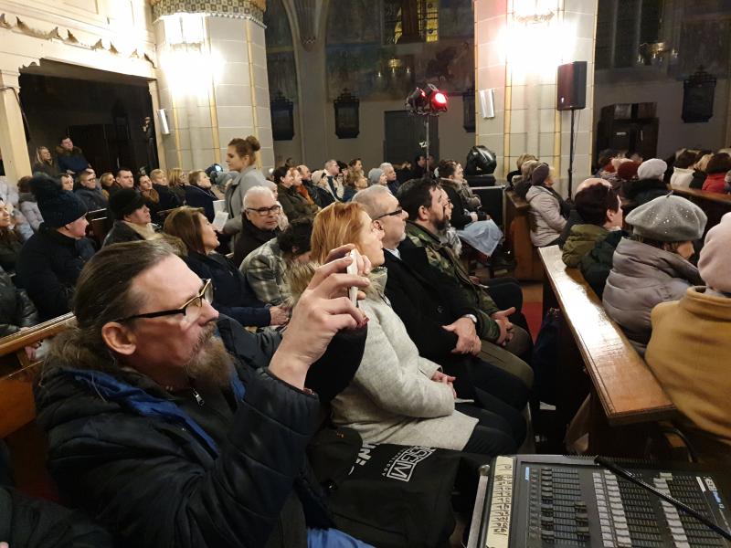 Charytatywny koncert bożonarodzeniowy  w Białogardzie. FOTORELACJA  