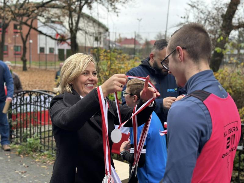 Niepodległość na sportowo – Białogard biegł w biało-czerwonych barwach