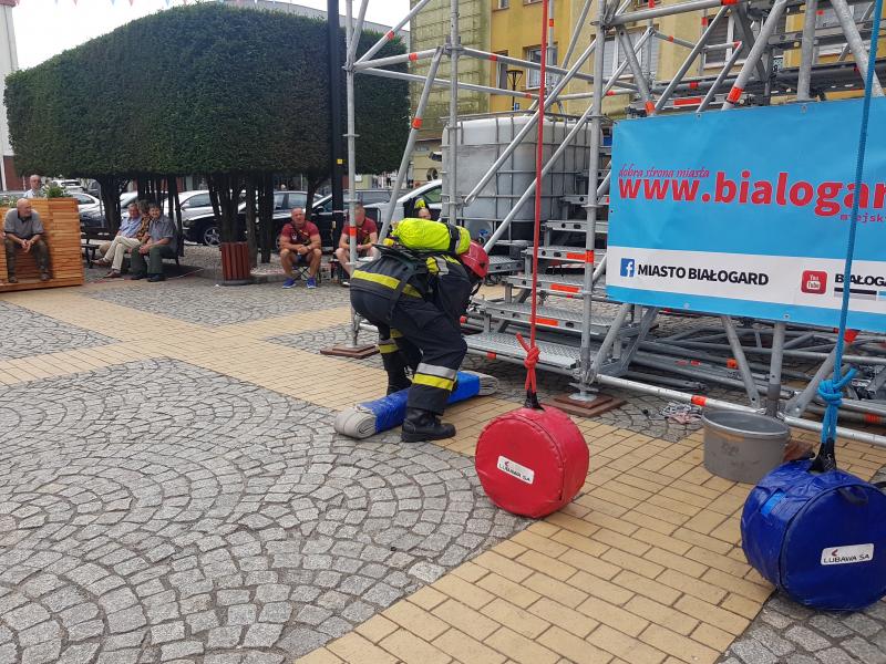 Strażackie zmagania na Placu Wolności w Białogardzie. Wyniki! Mega porcja zdjęć! 