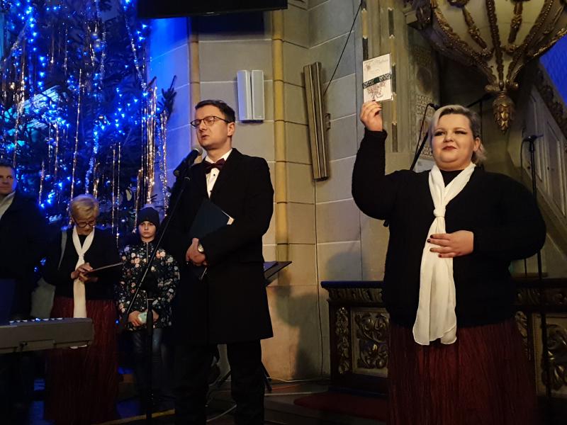 Charytatywny koncert bożonarodzeniowy  w Białogardzie. FOTORELACJA  