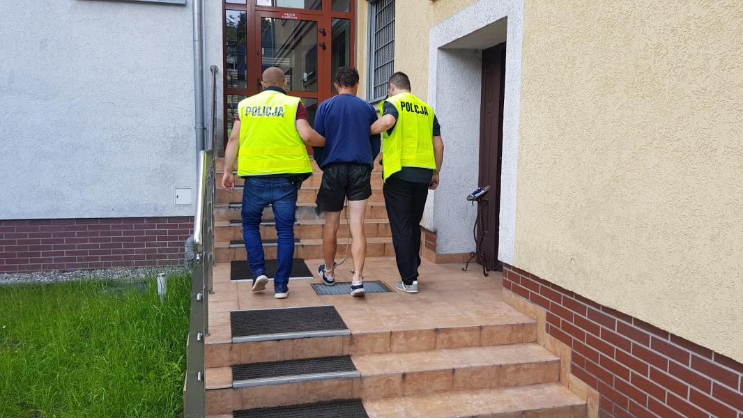 Brutalne morderstwo pod Białogardem - 24 latek usłyszał zarzut zabójstwa!