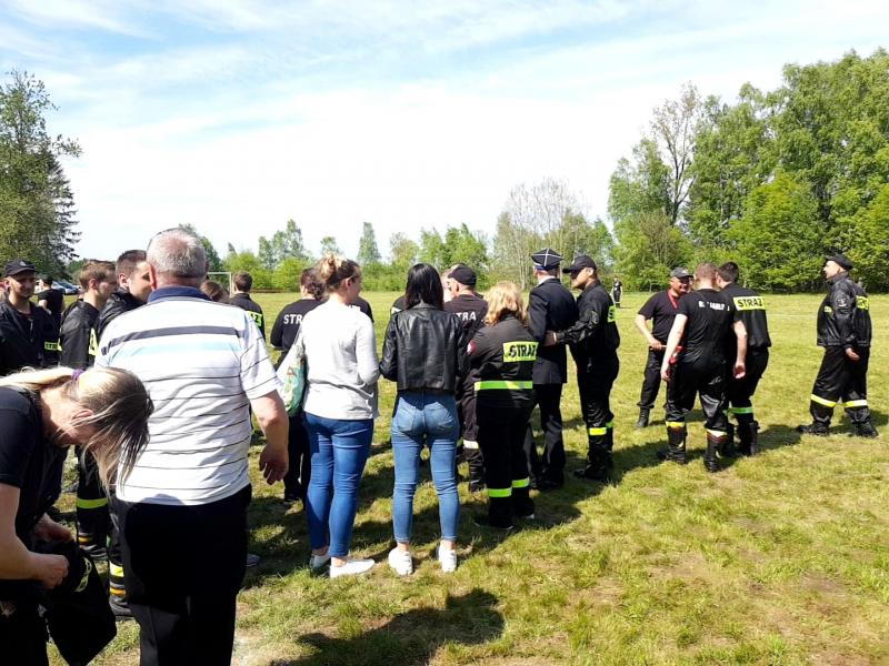 Zawody sportowo  - pożarnicze zakończył strażacki piknik.