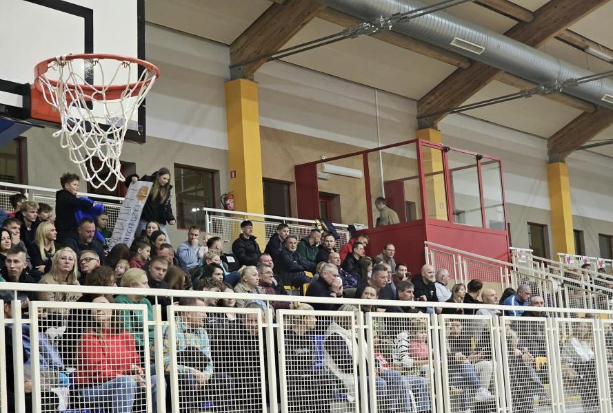 Zwycięstwo Powiatu Białogardzkiego w koszykarskich derbach 