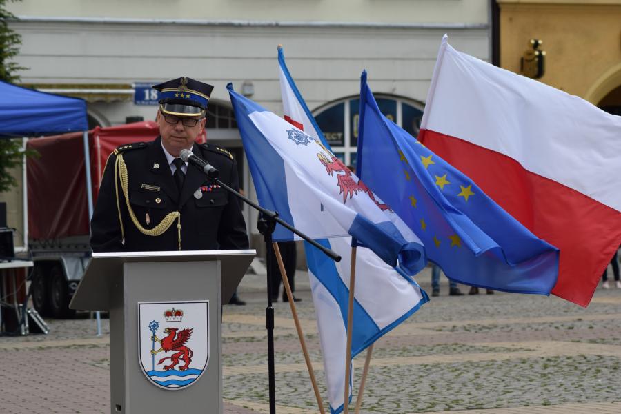 Powiatowe Obchody Dnia Strażaka w Białogardzie. Awanse i odznaczenia.