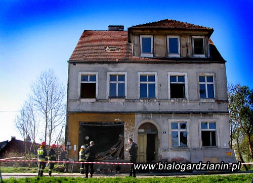 Zdjęcia + Film Zawalenie się stropu w budynku przy ul. Grottgera 