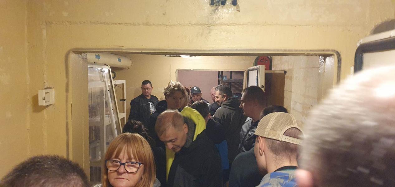 MUZEUM ZIMNEJ WOJNY PODBORSKO 3001 - Zwiedzanie z przewodnikiem przyciągnęło setki osób. 