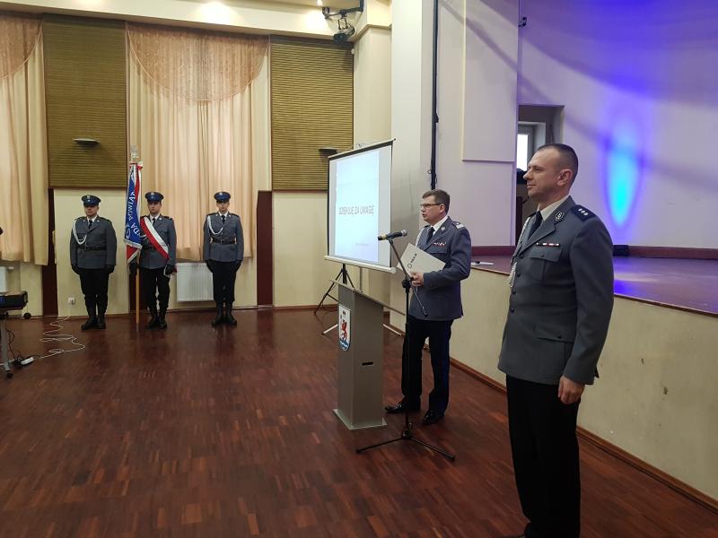 Odprawa Służbowa  i pożegnanie Komendanta Powiatowego Policji w Białogardzie - obszerna fotorelacja.