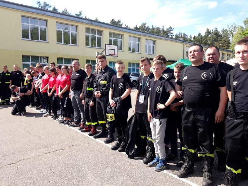 Zawody sportowo  - pożarnicze zakończył strażacki piknik.