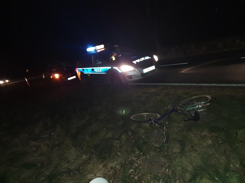 Potrącenie pieszego pod Białogardem - mężczyzna trafił do szpitala! 